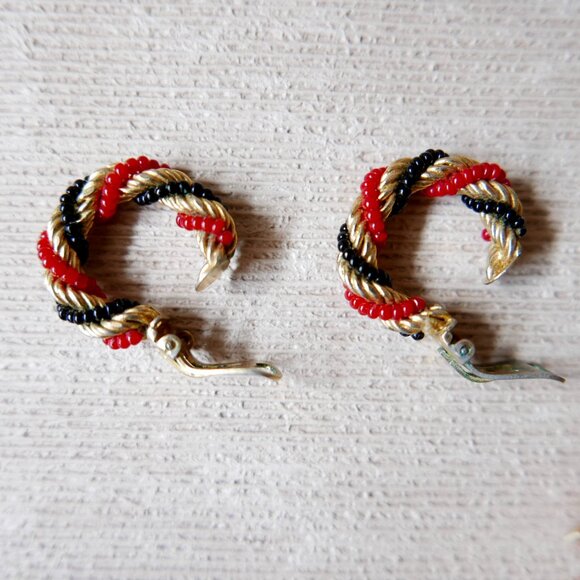 Vintage Red Black & Gold-Tone Rope Necklace & Earrings - Picture 7 of 9